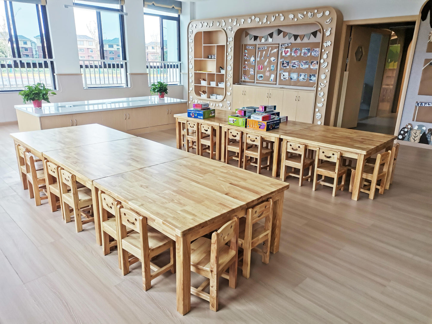 Round Wooden Kids Table, 60 cm Diameter (Square)