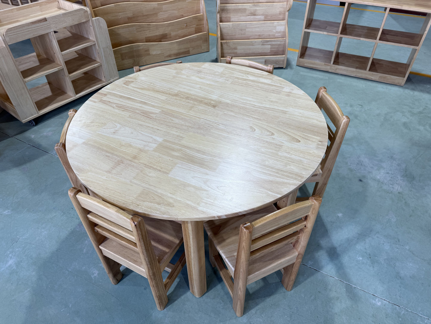 woJKod Semicircular combinable Rubber wood tables for Kid’s,Children Study Desk,Toddler Furniture for Nursery, Kindergarten,Playroom,Classroom,Kid’s Room(Round)